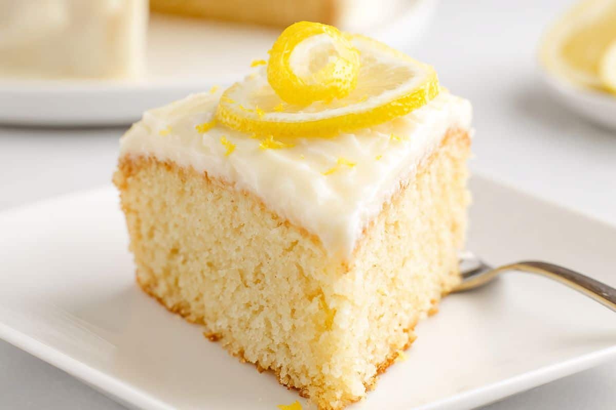 4 Ingredient Lemon Cake