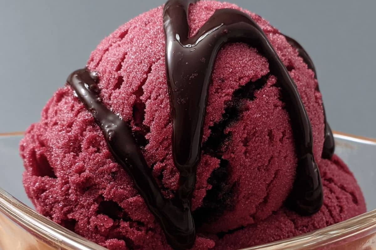 Roast Cherry Ice Cream 3 Roast cherry ice cream