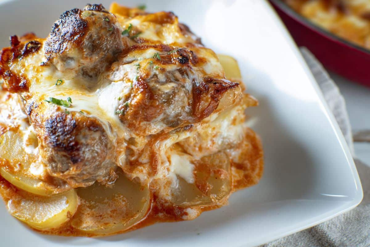 Cheesy Meatball Potato Bake