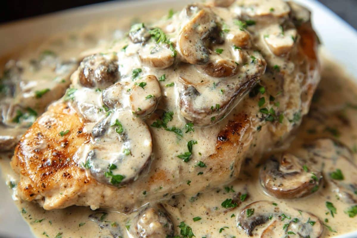Creamy Garlic Mushroom Chicken
