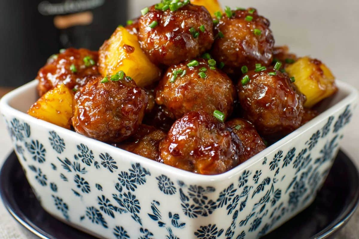 Crock Pot Hawaiian Meatballs