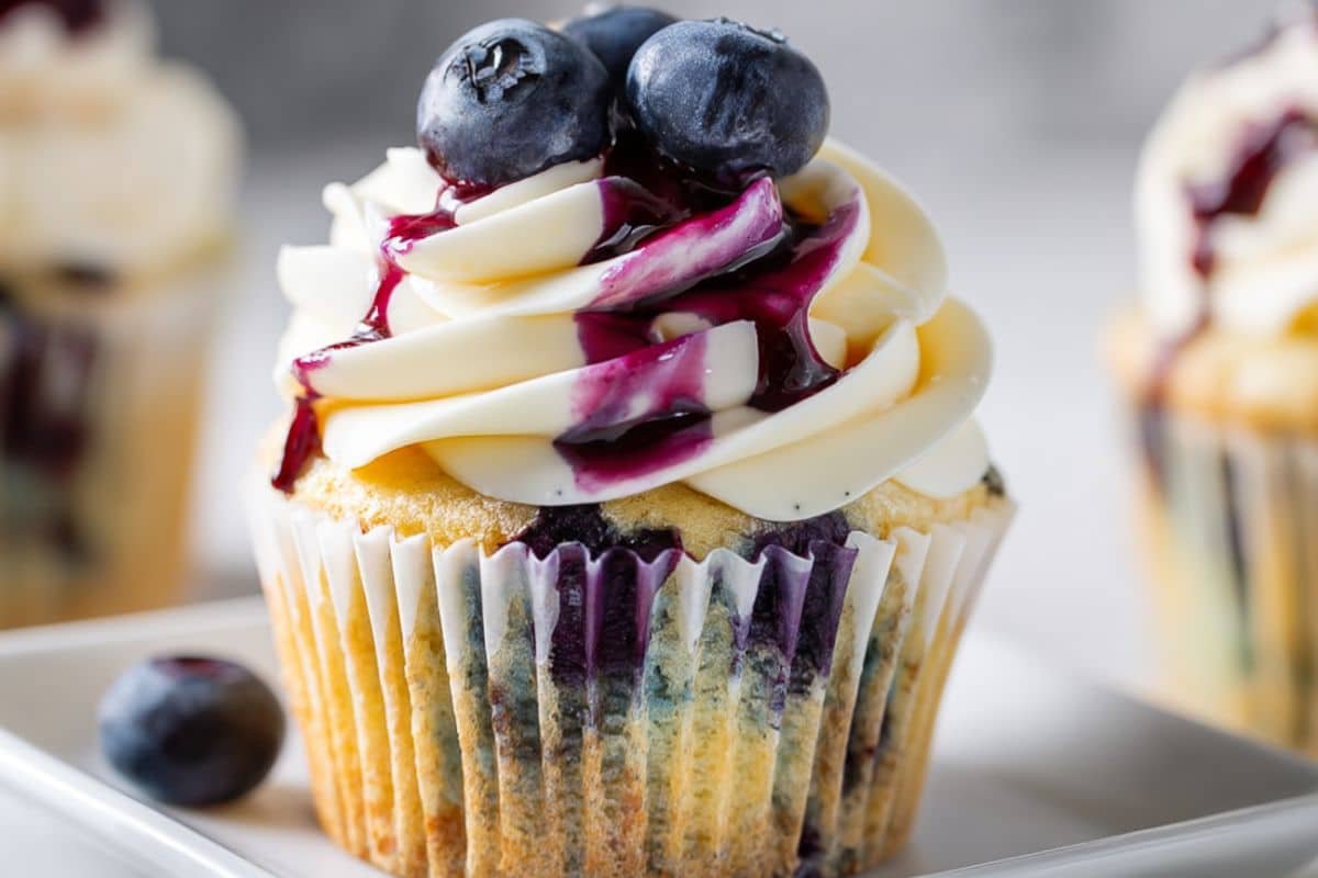White Chocolate Blueberry Cupcakes