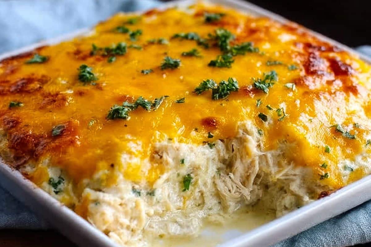 Cheesy Chicken & Broccoli Casserole