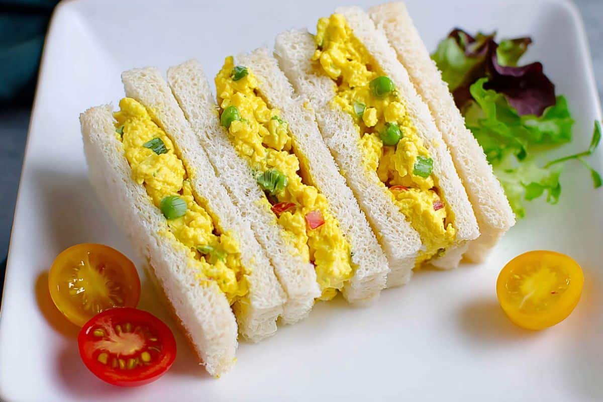 Curried Egg Sandwich
