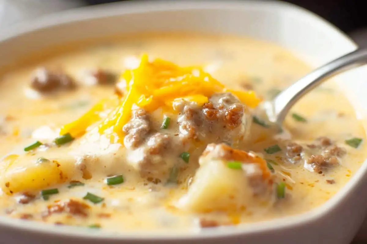 Instant Pot Bacon Cheeseburger Soup recipe