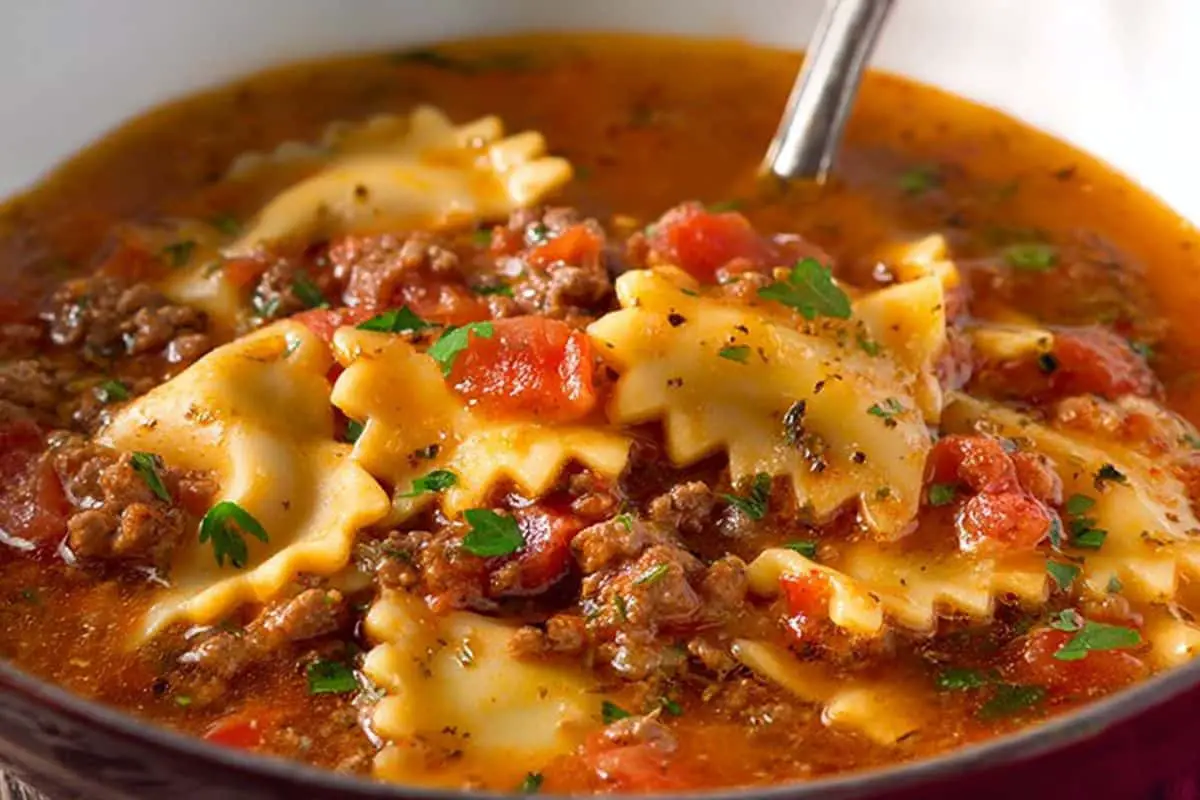 One Pot Lasagna Soup