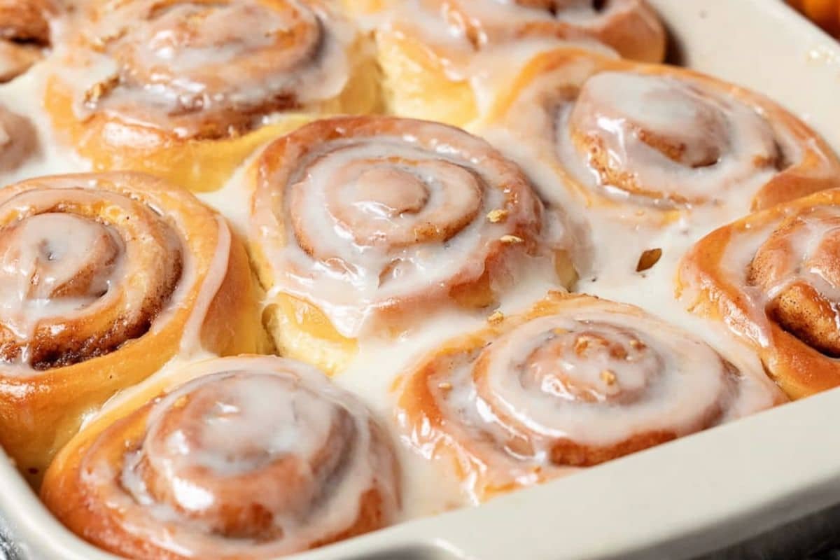 Pumpkin Cinnamon Rolls