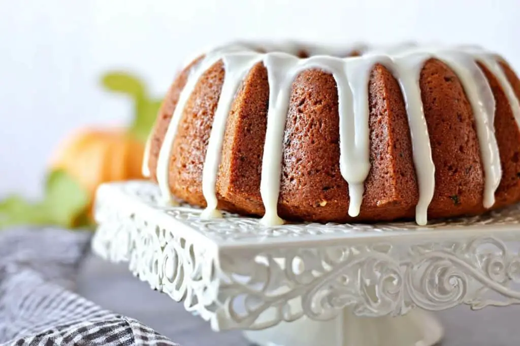 All The Flavors of Thanksgiving Cake recipe