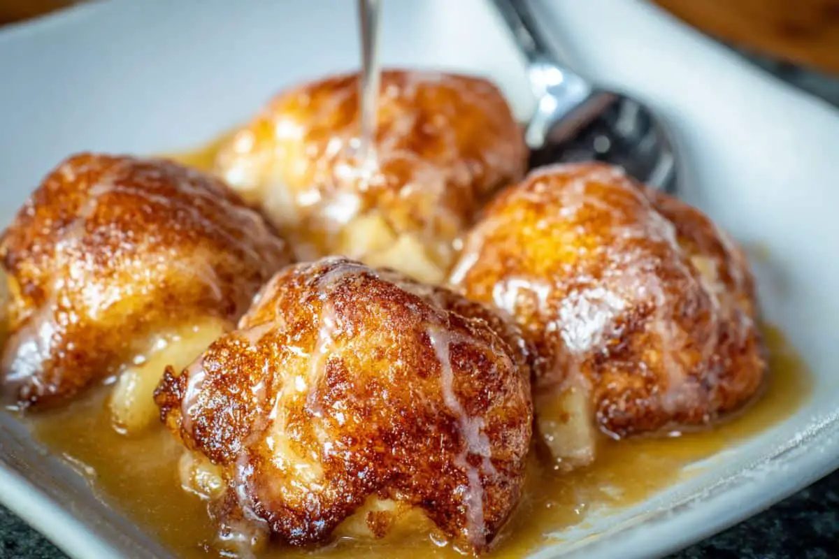 Skillet Apple Pie Biscuits