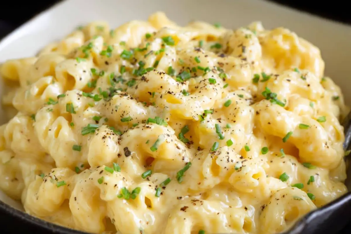 Slow Cooker Four Cheese Mac and Cheese