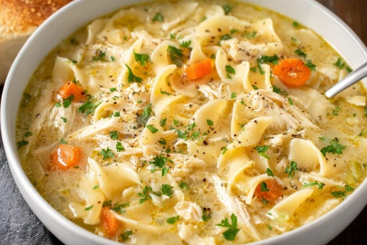 Crockpot Creamy Chicken Noodle Soup