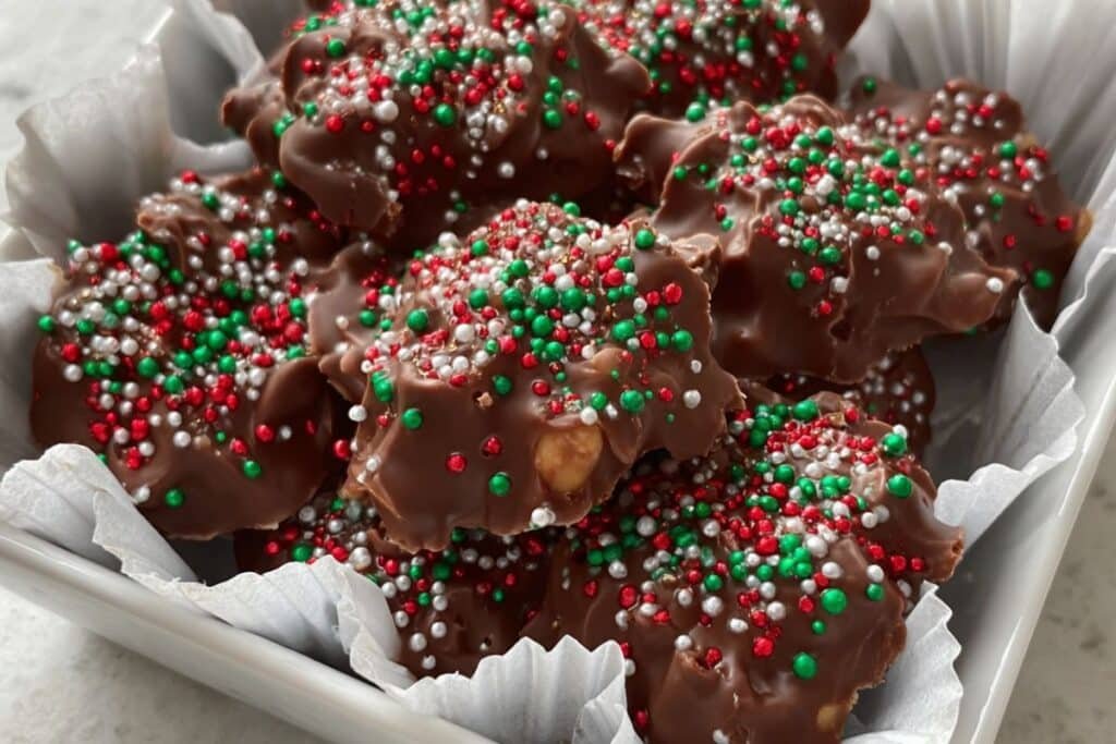 Crockpot Peanut Clusters 3 Crockpot Peanut Clusters